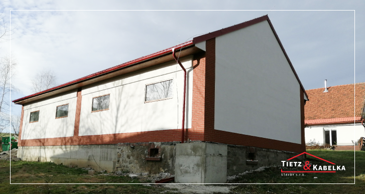 Výstavba hospodářské budovy v Janovicích